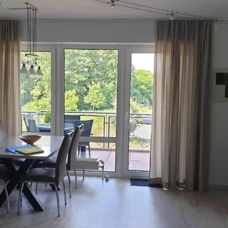 Apartment Sonnenschein Mit Grossem Balkon *