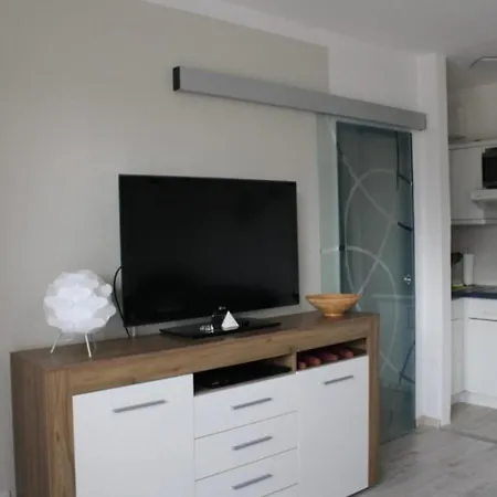 Sonnenschein Mit Grossem Balkon *