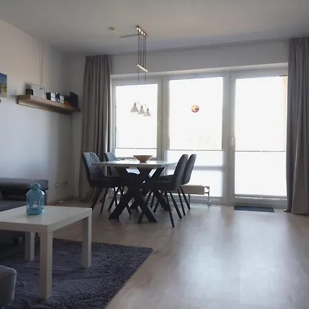 Apartment Sonnenschein Mit Grossem Balkon *