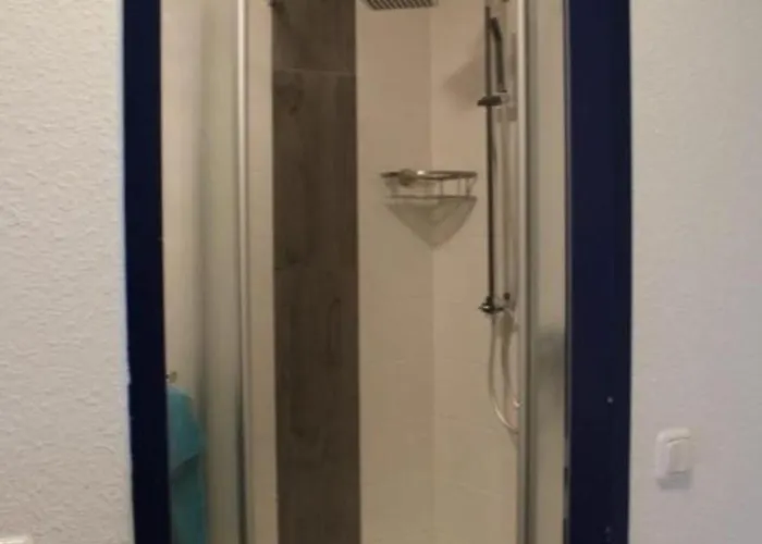 Sonnenschein Mit Grossem Balkon * Grömitz